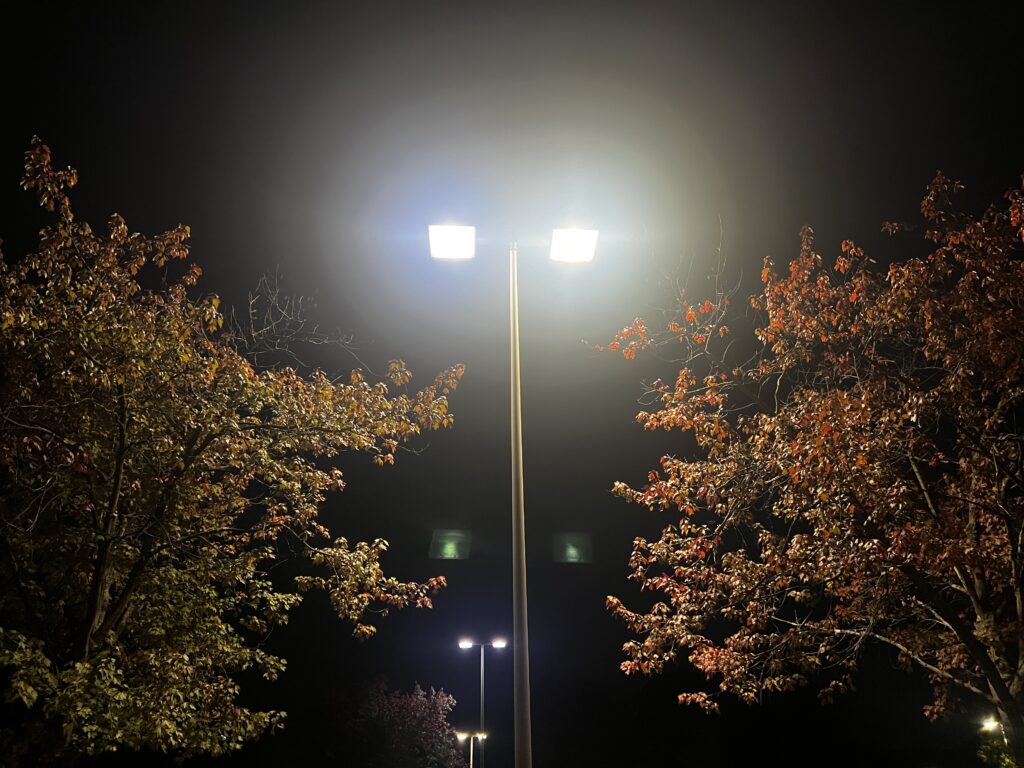 Brighter streetlights cut nighttime violence, but only for a while, study finds — Altamonte Springs Real Estate news