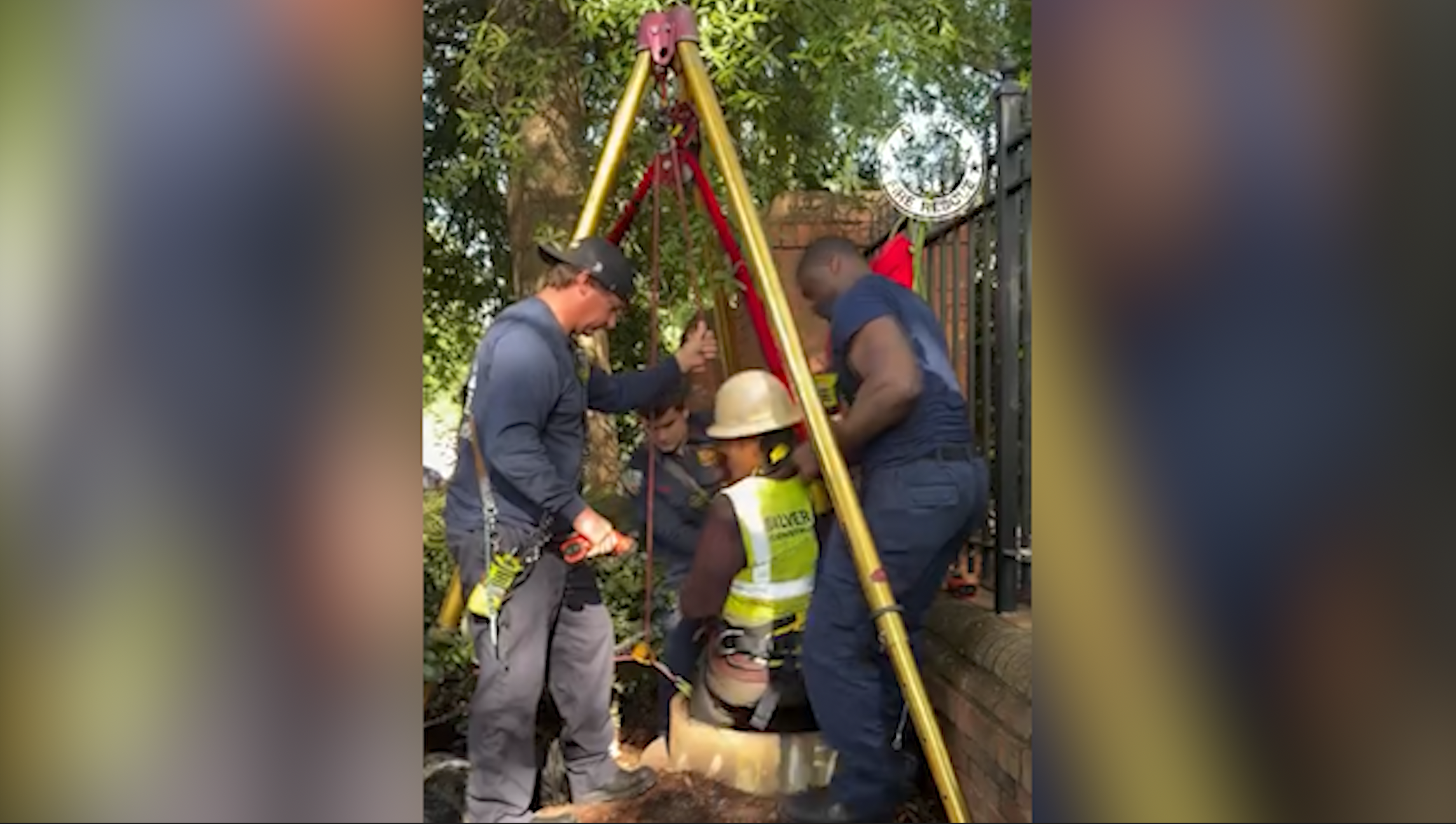 VIDEO: Worker rescued after falling from ladder inside 20-foot deep manhole  — WESH 2 Orlando, Altamonte Springs Community news