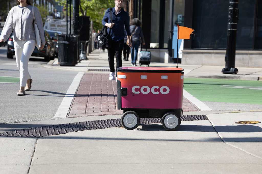 Delivery robots accused of scanning customers' faces, sharing biometric data — WESH 2 Orlando