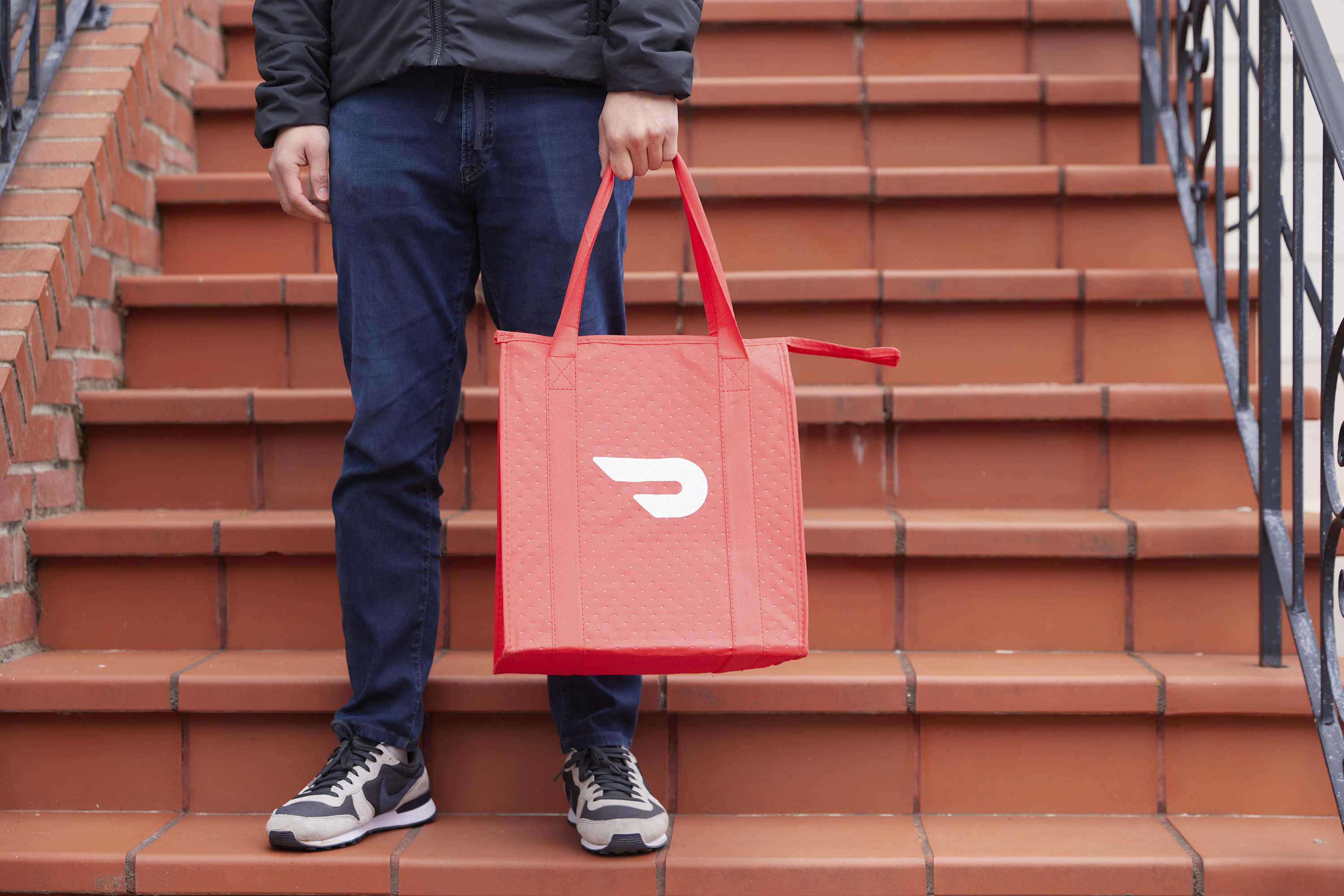 DoorDash agrees to buy Instacart for $17 billion — Altamonte Springs Business news