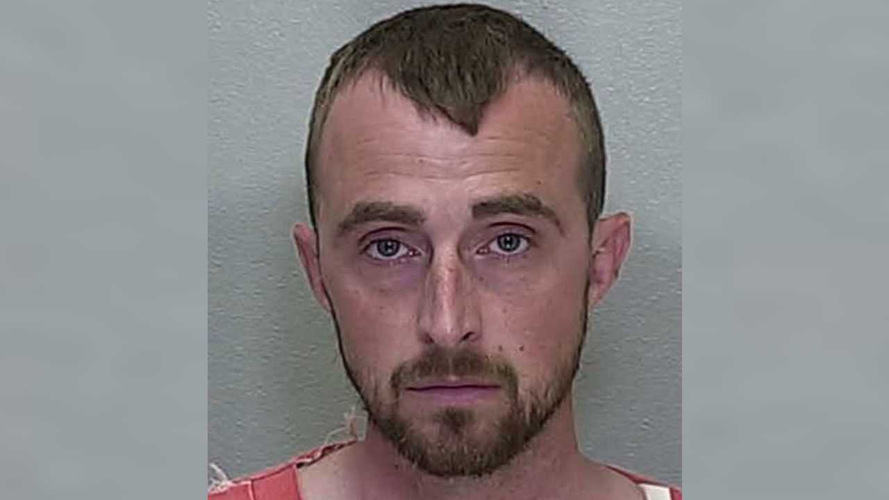 5th-grade teacher admits to photographing under student's skirt, Ocala police say  — Altamonte Springs Schools news