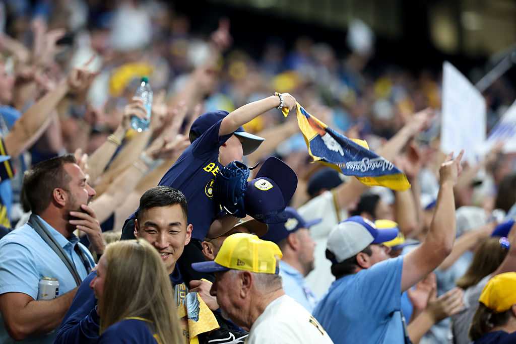 Rays fans say at least Brewers fans are 'being nice' — Altamonte Springs Community news
