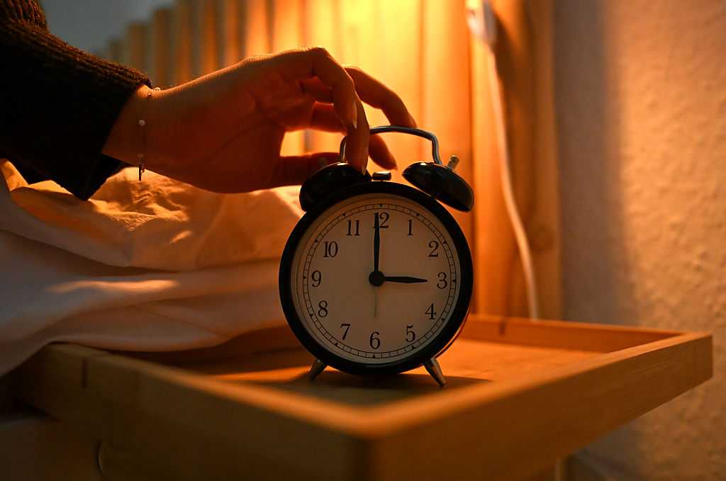 How daylight saving time changes affect you and what you can do about it — WESH 2 Orlando