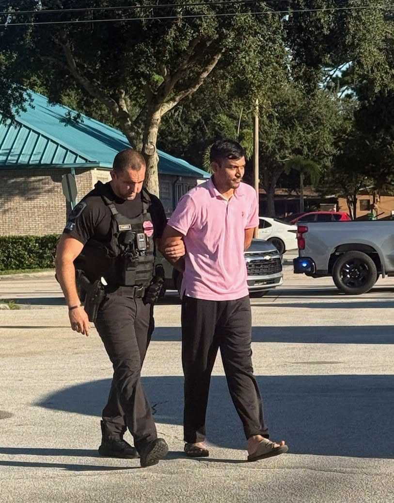 Teen stole from Florida vape shop, then was hit by store owner's car: PD — WESH 2 Orlando