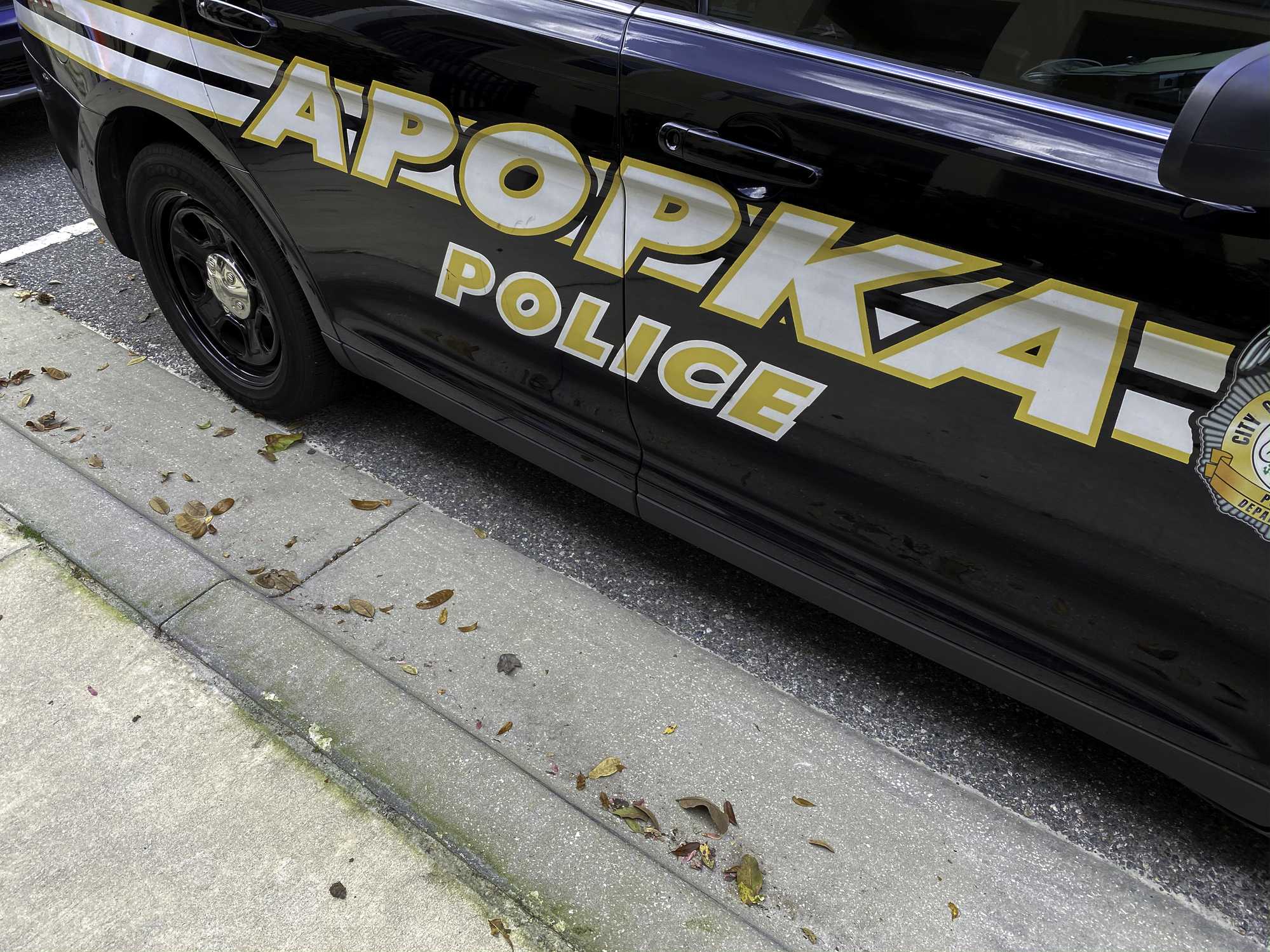 Apopka police cruiser runs stop sign, crashes into vehicle, FHP says — WESH 2 Orlando