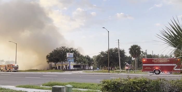 Crews respond to fire at pawnshop — ClickOrlando Local, Altamonte Springs Community news